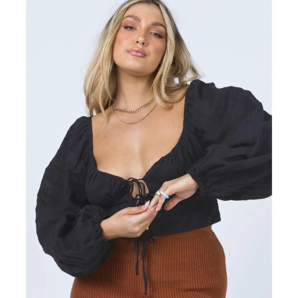 New* Princess Polly Riley Crop Top Black